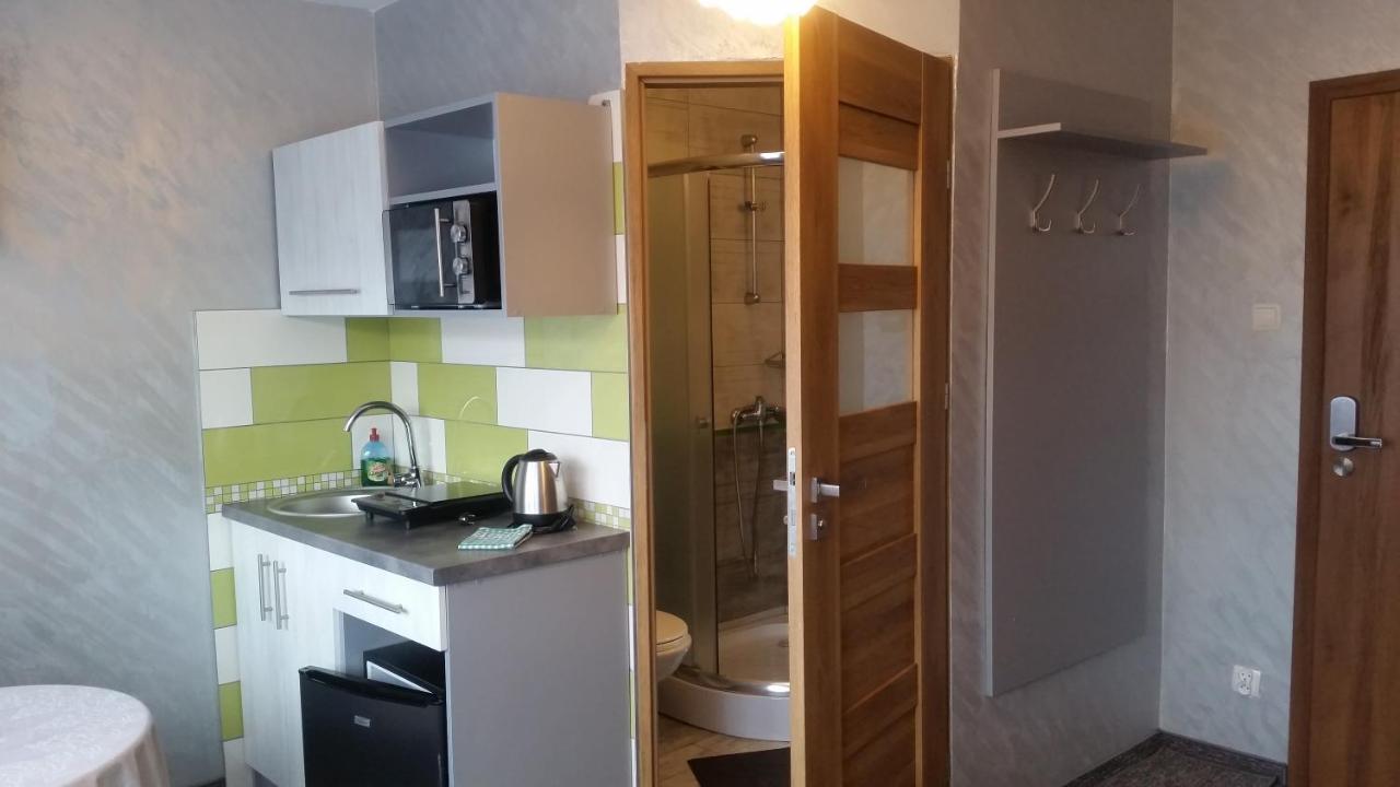 Willa Cyprys - Pokoje I Apartamenty Z Aneksami - Centrum Wisla Exterior photo